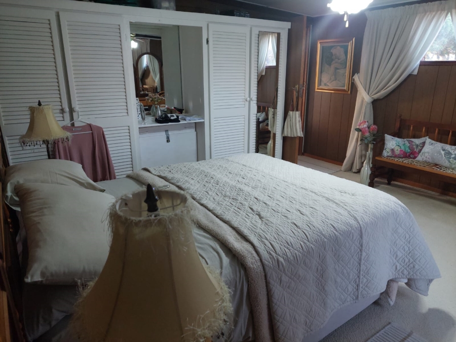 4 Bedroom Property for Sale in Christmas Rock Eastern Cape